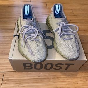 SOLD!! Adidas Yeezy Boost 350 V2 Earth